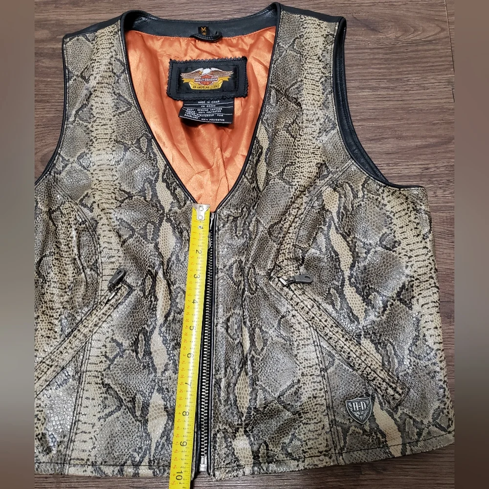 Womens Harley Davidson Leather Vest - Picture 6 of 13